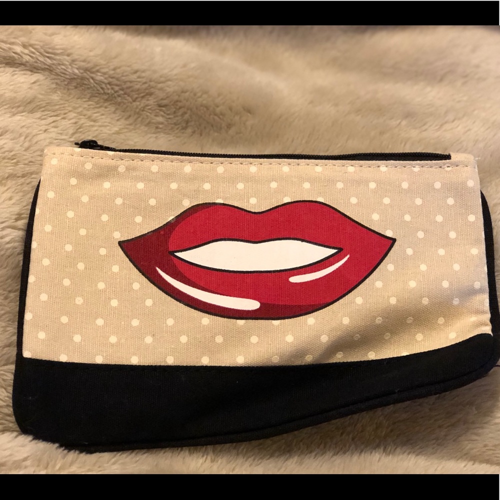 Ipsy Makeup Bag